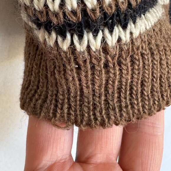 Vintage Nordstrickk  Brown 100% Wool Nordic Fair Isle Silver Closure Cardigan - Picture 16 of 16